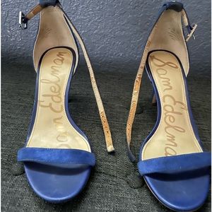 Blue 2.5 inch suede sandals. Worn but still have more wear in them. Wears well